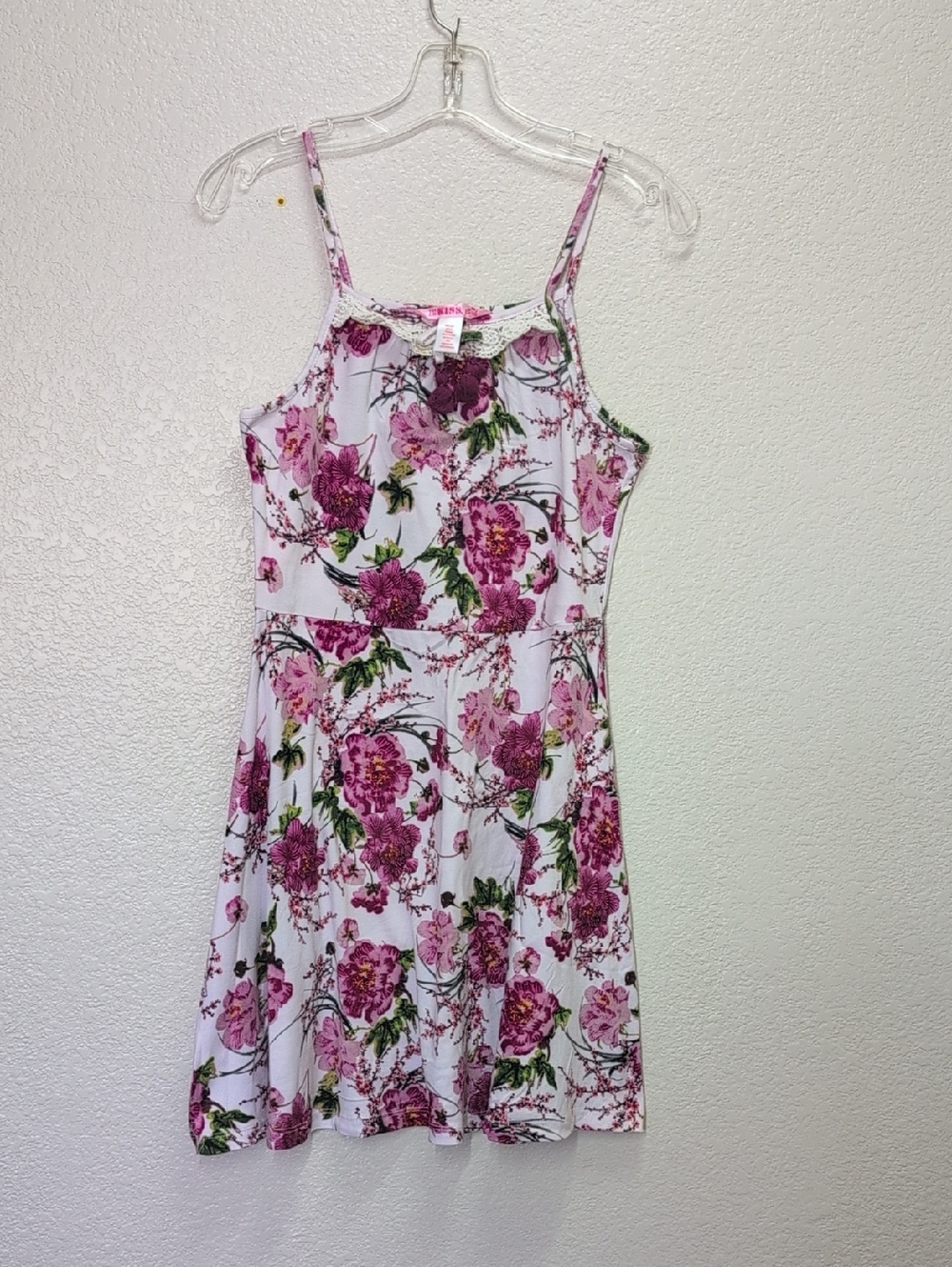 1st KISS 👗 | Girls Spaghetti Strap Dress | Size 14/16
